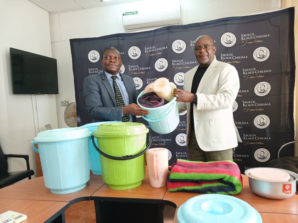 SKC Foundation donates K10 Million relief Aid for Malawians returning from South Africa